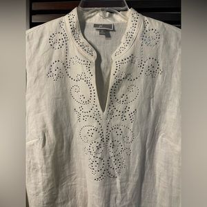 JM Collection White Top with Silver Embellishments size 12